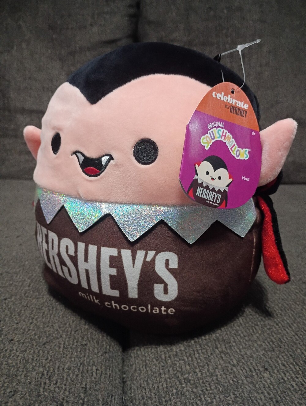Squishmallows Vlad 8" Hershey Costume